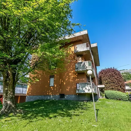 La Dolce Laveno, Balcony Apartment With A/C - Happy Rentals * לאבנו-מומבלו