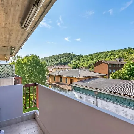 La Dolce Laveno, Balcony Apartment With A/C - Happy Rentals Apartment